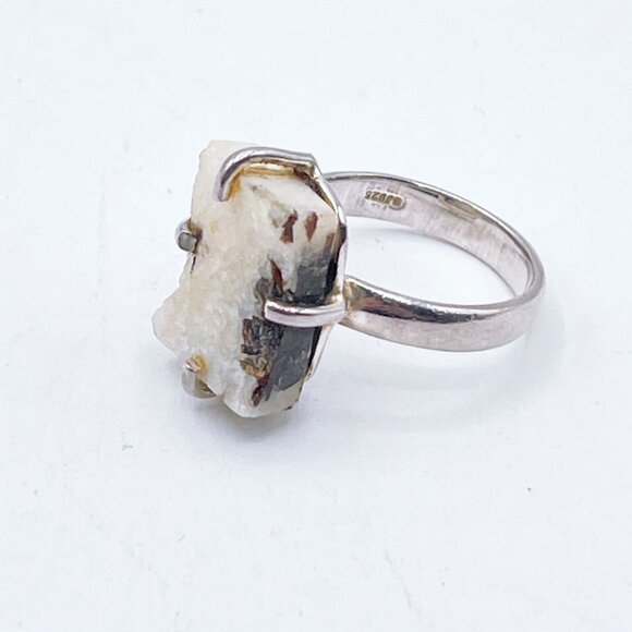 925 Sterling Silver Raw White Stone Ring 8 - Picture 2 of 6